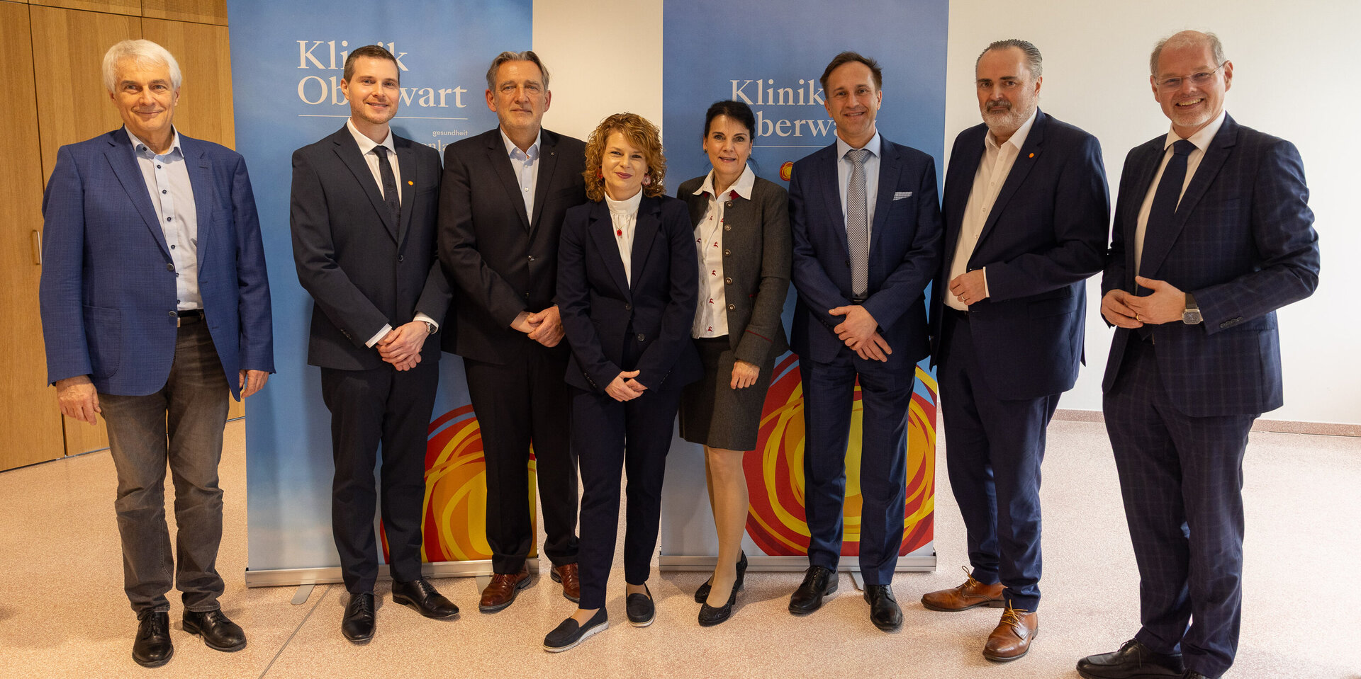 Fotos: LMS/Stefan Wiesinger Gruppenfoto mit LH, GF und dem medizinischen Personal